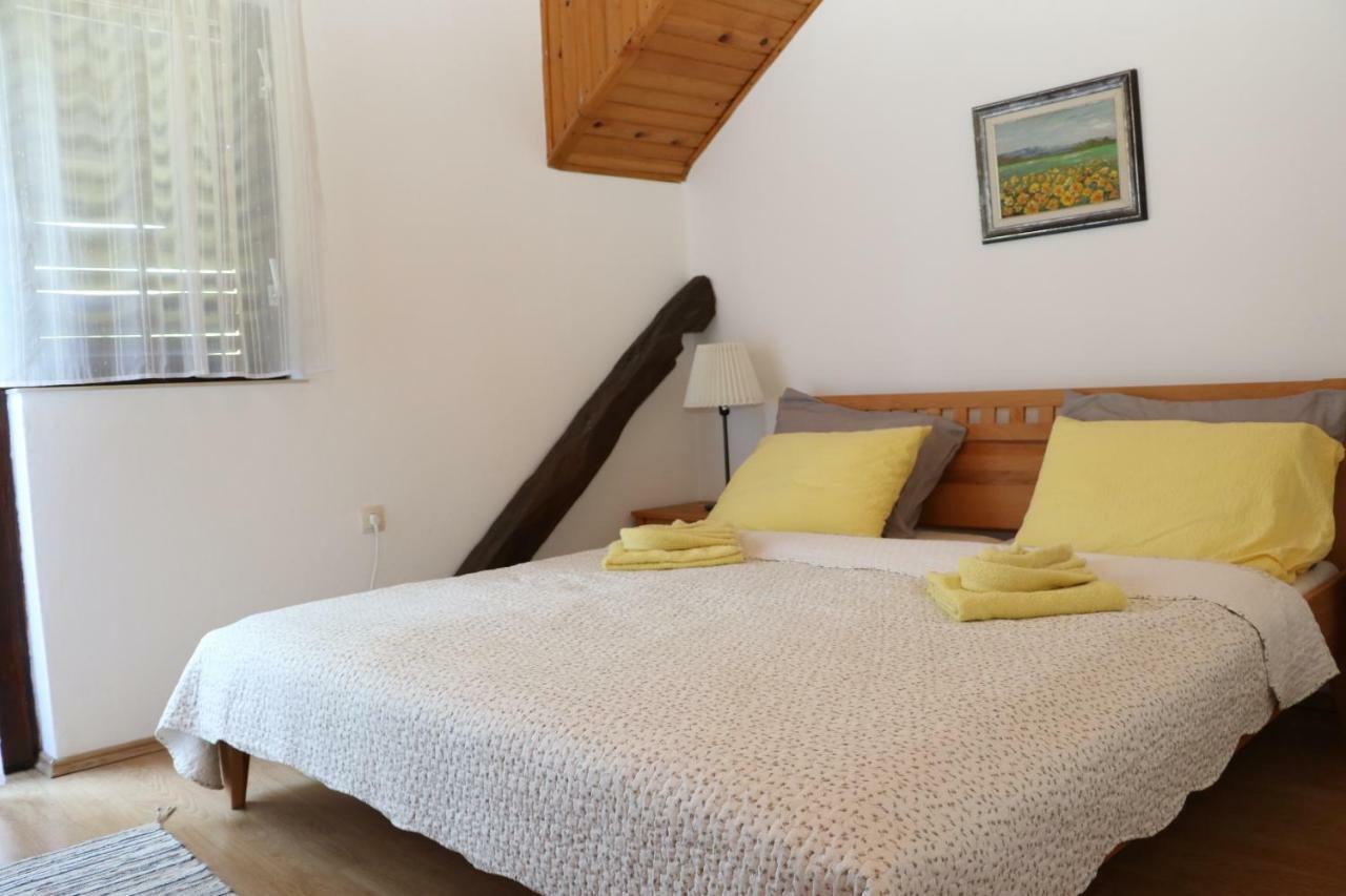 Holiday Home "Iris" Near Plitvice Lakes Rudanovac Zewnętrze zdjęcie